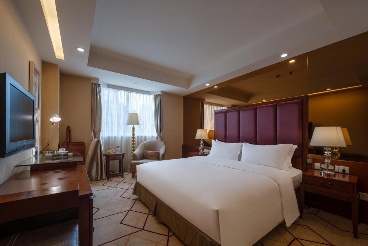 Chengdu Tianfu Sunshine Hotel Bagian luar foto