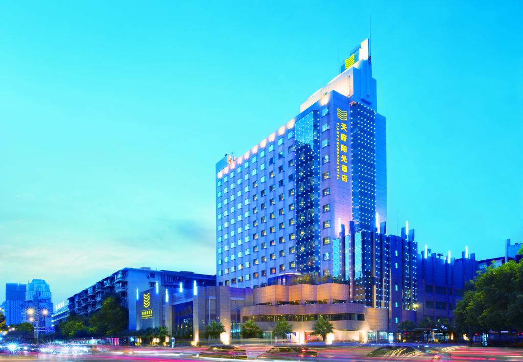 Chengdu Tianfu Sunshine Hotel Bagian luar foto