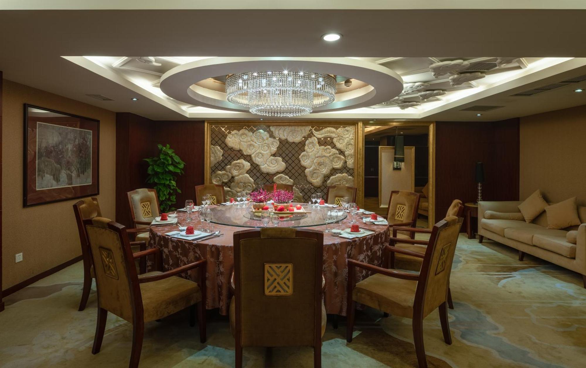 Chengdu Tianfu Sunshine Hotel Bagian luar foto