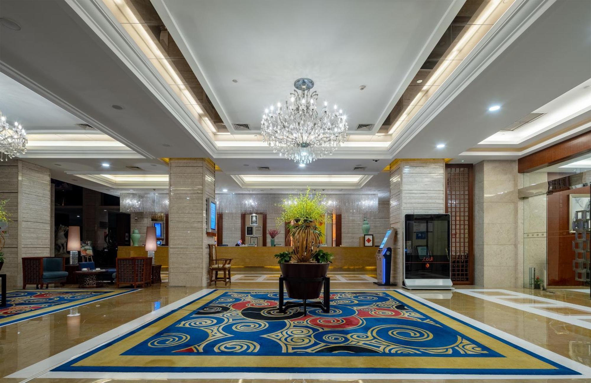 Chengdu Tianfu Sunshine Hotel Bagian luar foto